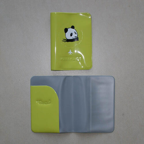 PVC passport holder whith your own print Porte-passeport en PVC personnalisable image